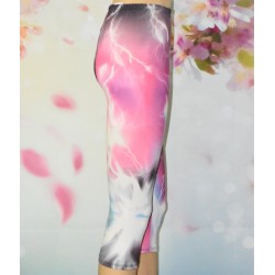 Leggings court, impression foudre, coloris rose.