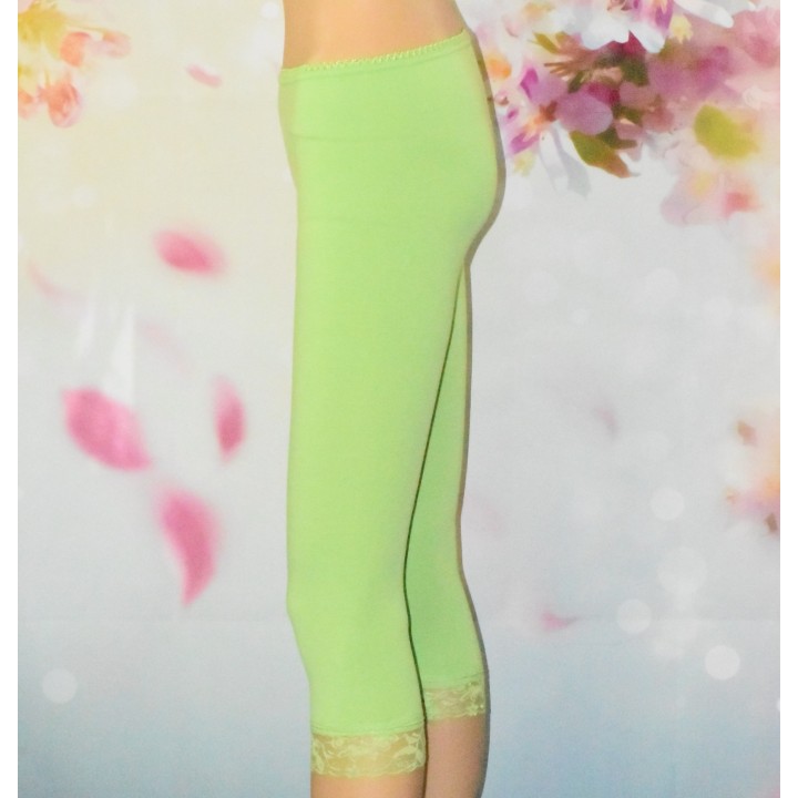 Leggings court, dentelle, différents coloris, vert pomme.