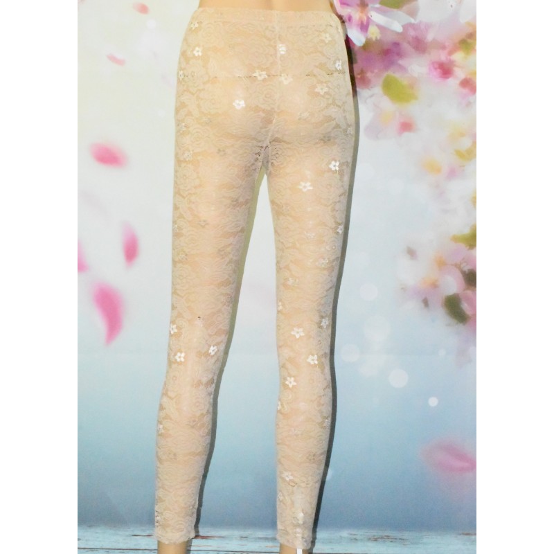Leggings en dentelle, coloris beige, dos. Leggings en dentelle, coloris beige, dos.