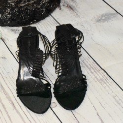 Chaussures de soirée, à paillettes, coloris noir.