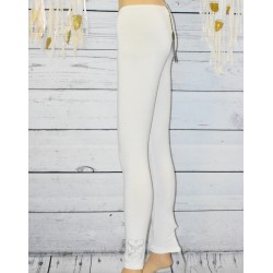 Leggings Psssy, finition strass, coloris blanc.