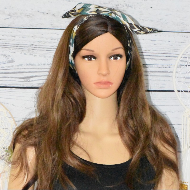 Bandeaux Pin-up, motif Ikats, coloris vert. Bandeaux Pin-up, motif Ikats, coloris vert.