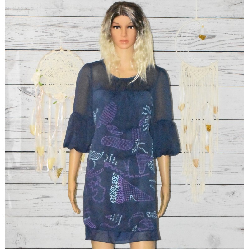 Tunique voile, manches, mi-longues, Cherry, coloris violet. Tunique voile, manches, mi-longues, Cherry, coloris violet.