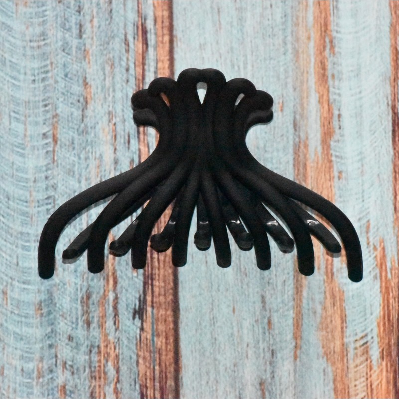 Grand pince à cheveux, XL, en plastique coloré opaque, coloris noir.