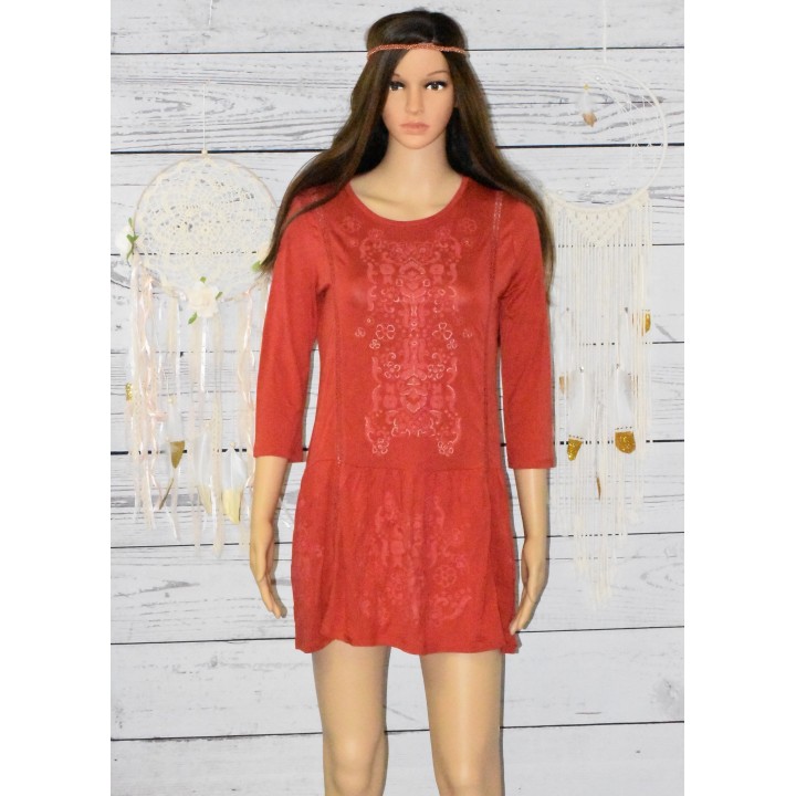 Tee-shirt tunique Paris, Desigual, coloris rouge.