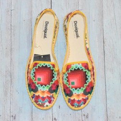 Espadrilles femme, Mila, Desigual, coloris multicolore.