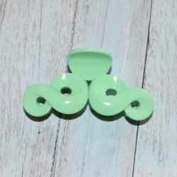 Pince crabe plastique coloré, modèle 1, couleur vert.