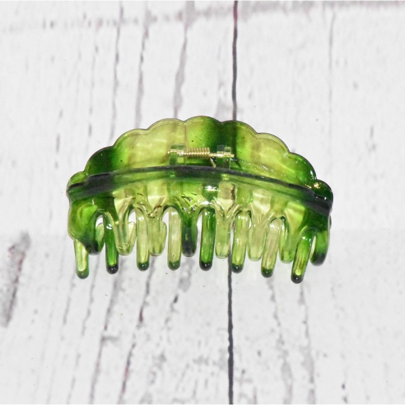 Pince crabe XL 9 cm de plastique transparent, coloris vert. Pince crabe XL 9 cm de plastique transparent, coloris vert.