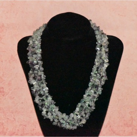 Collier chips pierre fluorite, dans les tons vert & violet.