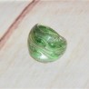 Bague en verre, coloris vert.