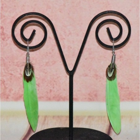 boucles d'oreilles Plumes coloré, coloris vert fluo.