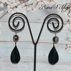 Longues boucles d'oreilles plumes, Feather Loving, coloris noir.