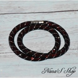 Collier fantaisie, grosse résille noire, Stardust, coloris bordeaux.