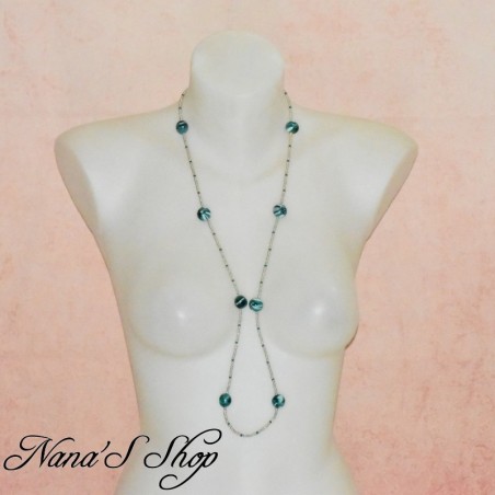 Long collier en perles de rocaille et pâte polymère, couleur vive, coloris vert.