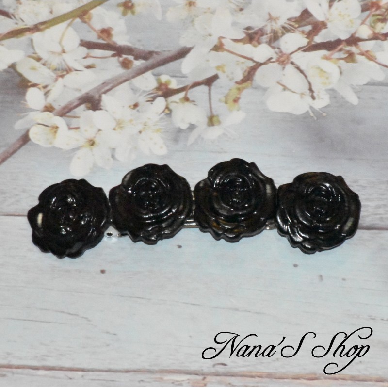 Barrette à cheveux roses en pâte polymère, coloris noir. Barrette à cheveux roses en pâte polymère, coloris noir.