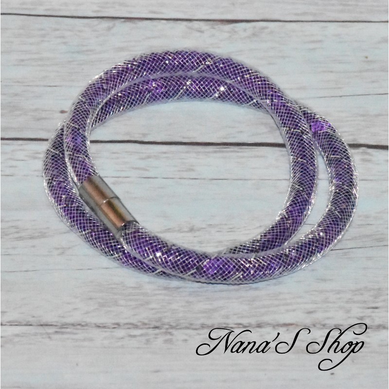 Collier fantaisie, grosse résille blanche, Stardust, coloris violet. Collier fantaisie, grosse résille blanche, Stardust, coloris violet.