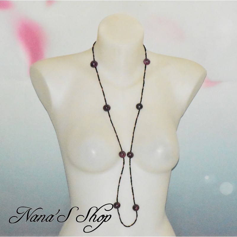 Long collier en perles de rocaille et pâte polymère, couleur vive, coloris rose. Long collier en perles de rocaille et pâte polymère, couleur vive, coloris rose.