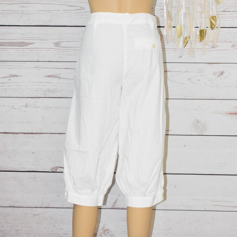 Pantacourt blanc NEUF de MARQUE CACHE CACHE TAILLE 40 BLANC TRES JOLIE COUPE COLLECTION ETE 2025 PRIX DACHAT 25.99EUROS - Vêtements